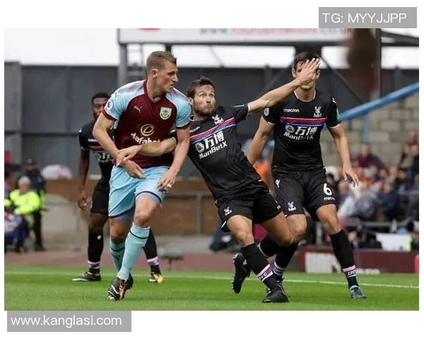 2017英超第12轮曼联主场迎战劲敌全力争胜展现强大实力